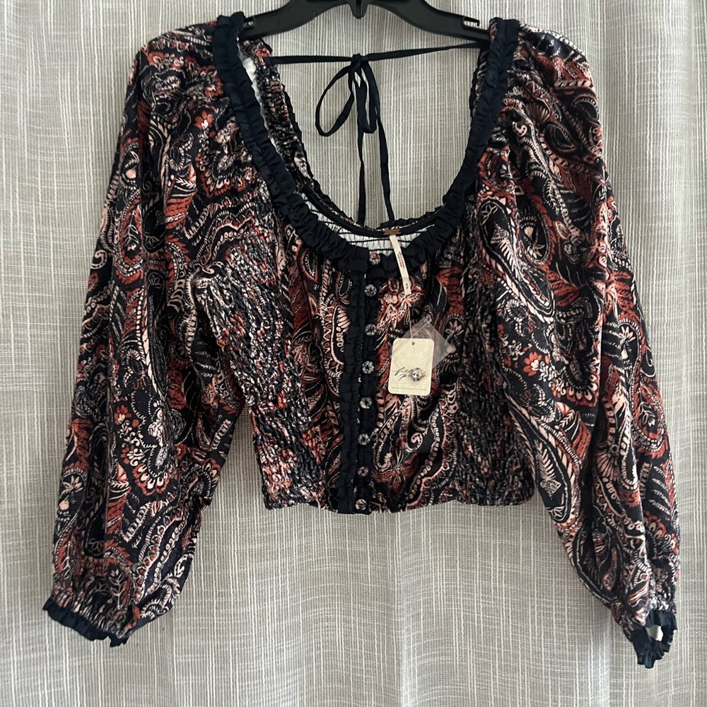 Free people velvet top NWT